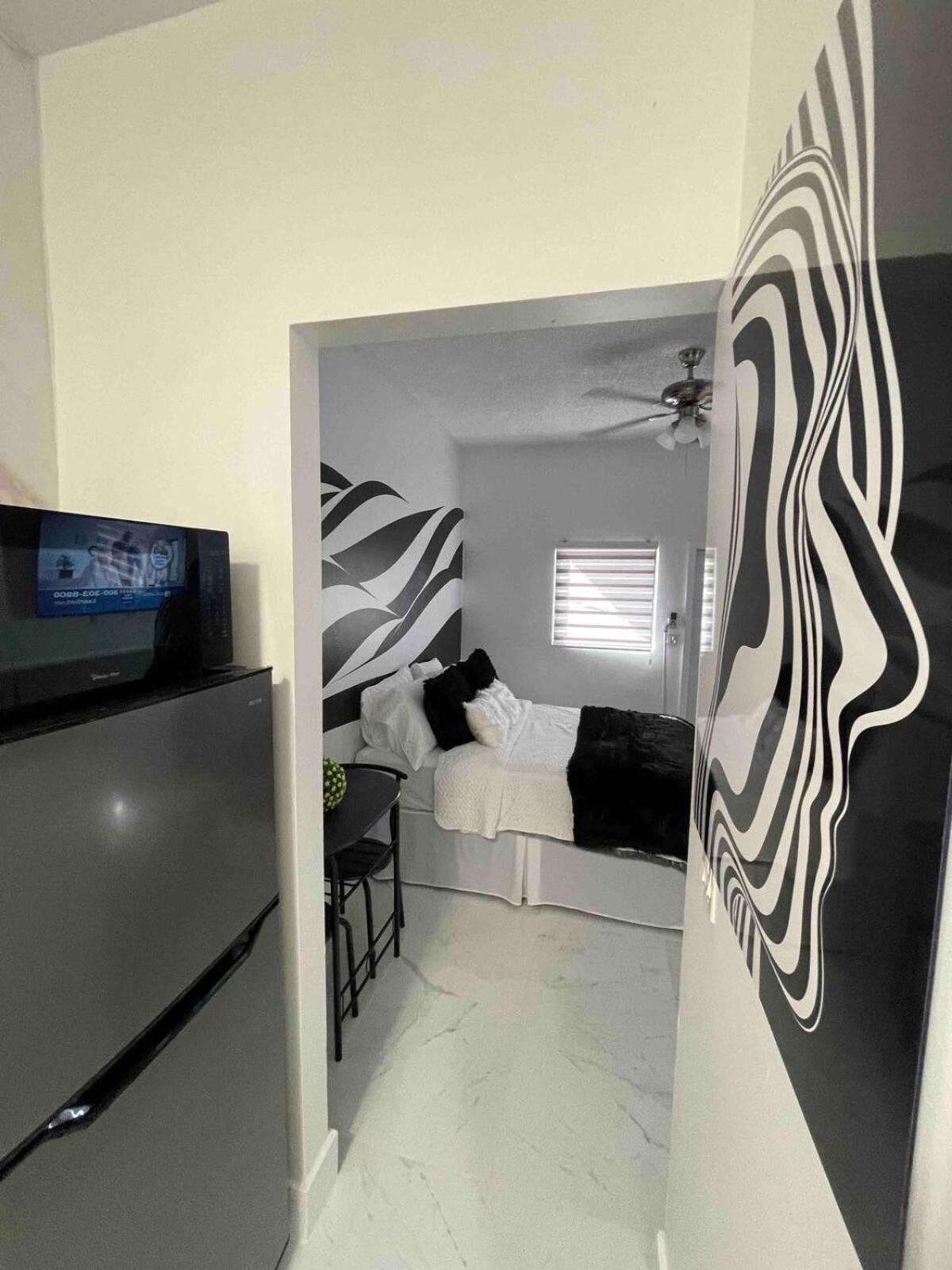 Cozy Studio, Prime Location, Remodeled, 1 Parking West Palm Beach Esterno foto